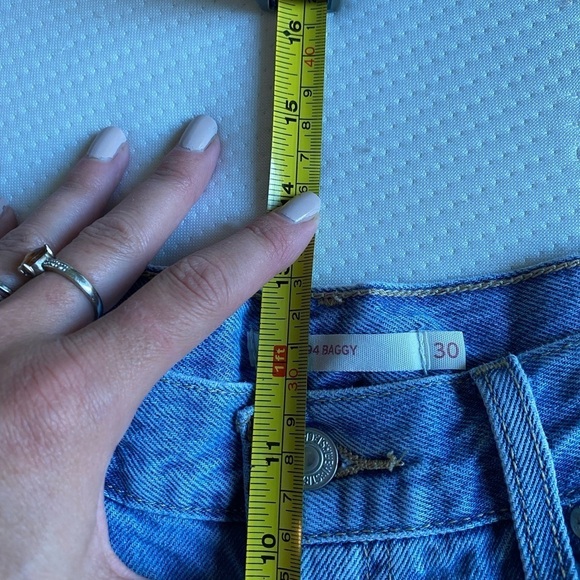 Levi’s Women’s 94 Baggy Straight Leg Jeans Size 30 Medium Wash High Rise - Picture 6 of 8